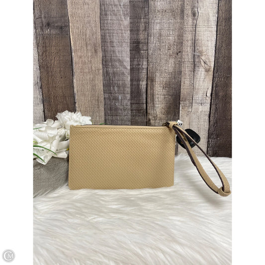 Wristlet By Cmf, Size: Medium