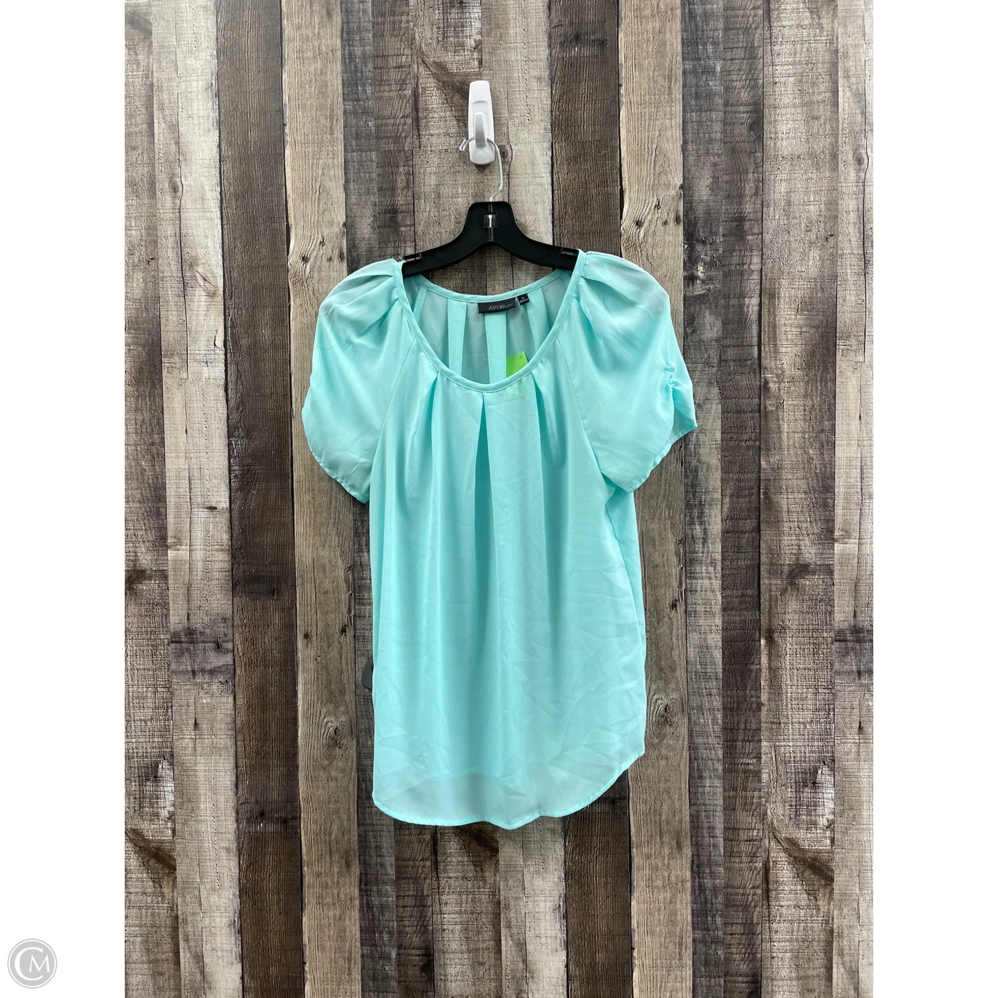 Top Short Sleeve By Apt 9 In Green, Size: M