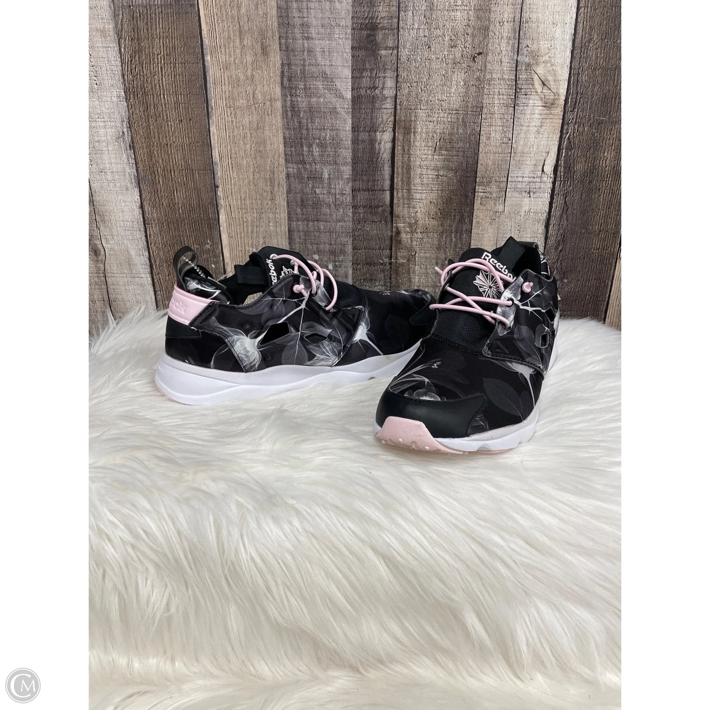 Shoes Athletic By Reebok In Black, Size: 11