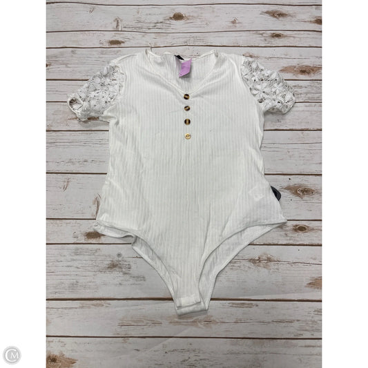 Top Short Sleeve By Shein In White, Size: L