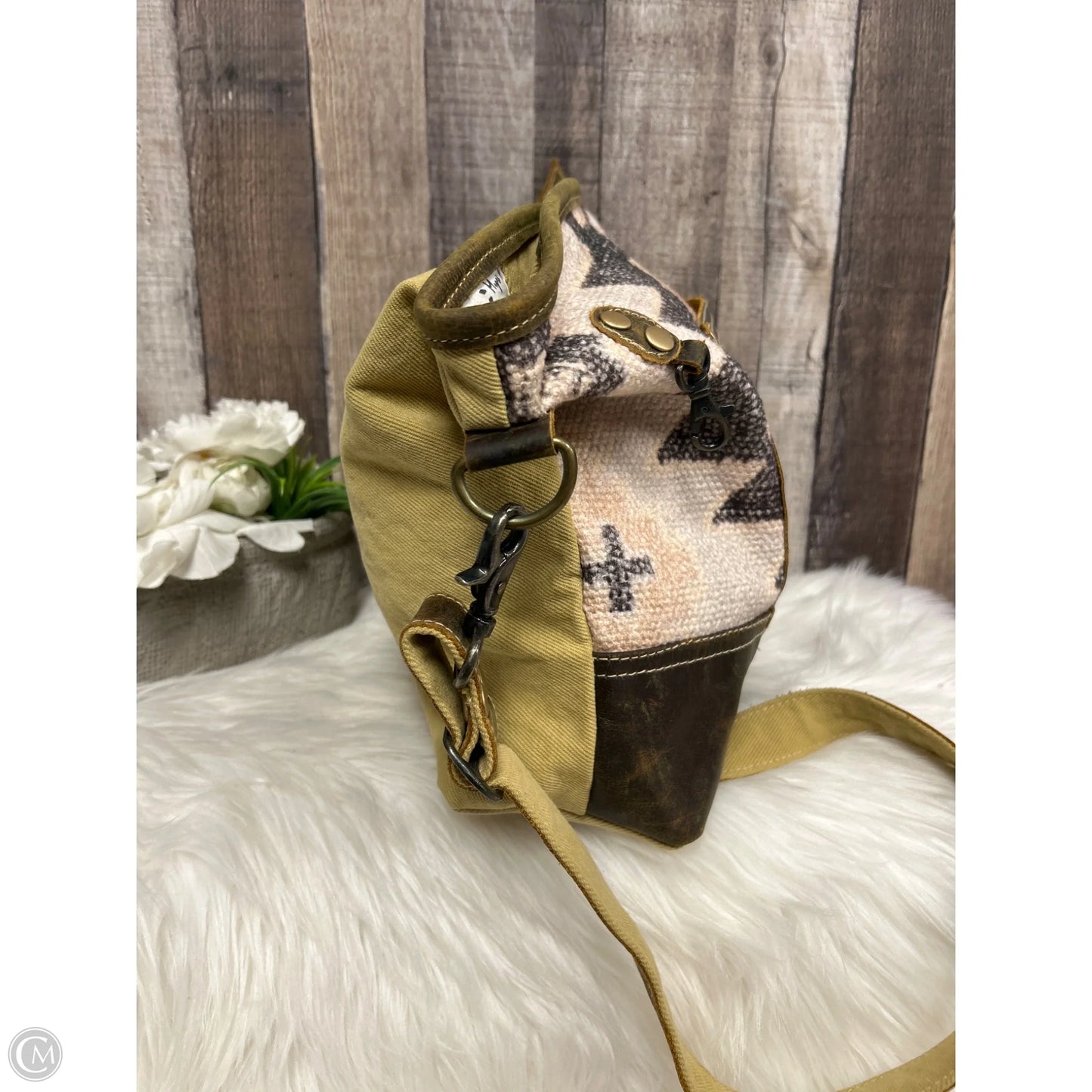 Crossbody By Myra, Size: Large