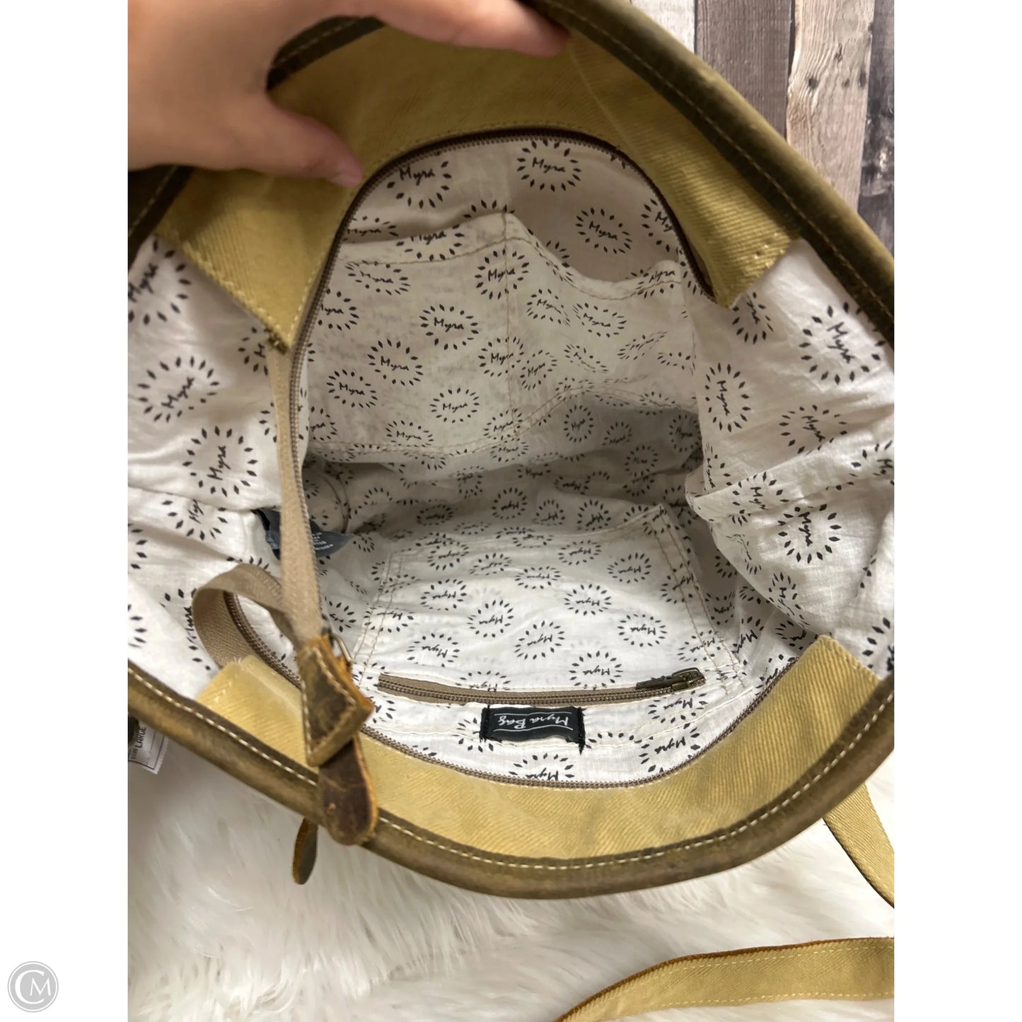 Crossbody By Myra, Size: Large
