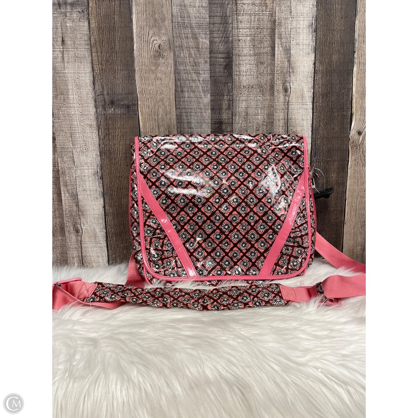 Handbag By Vera Bradley, Size: Large