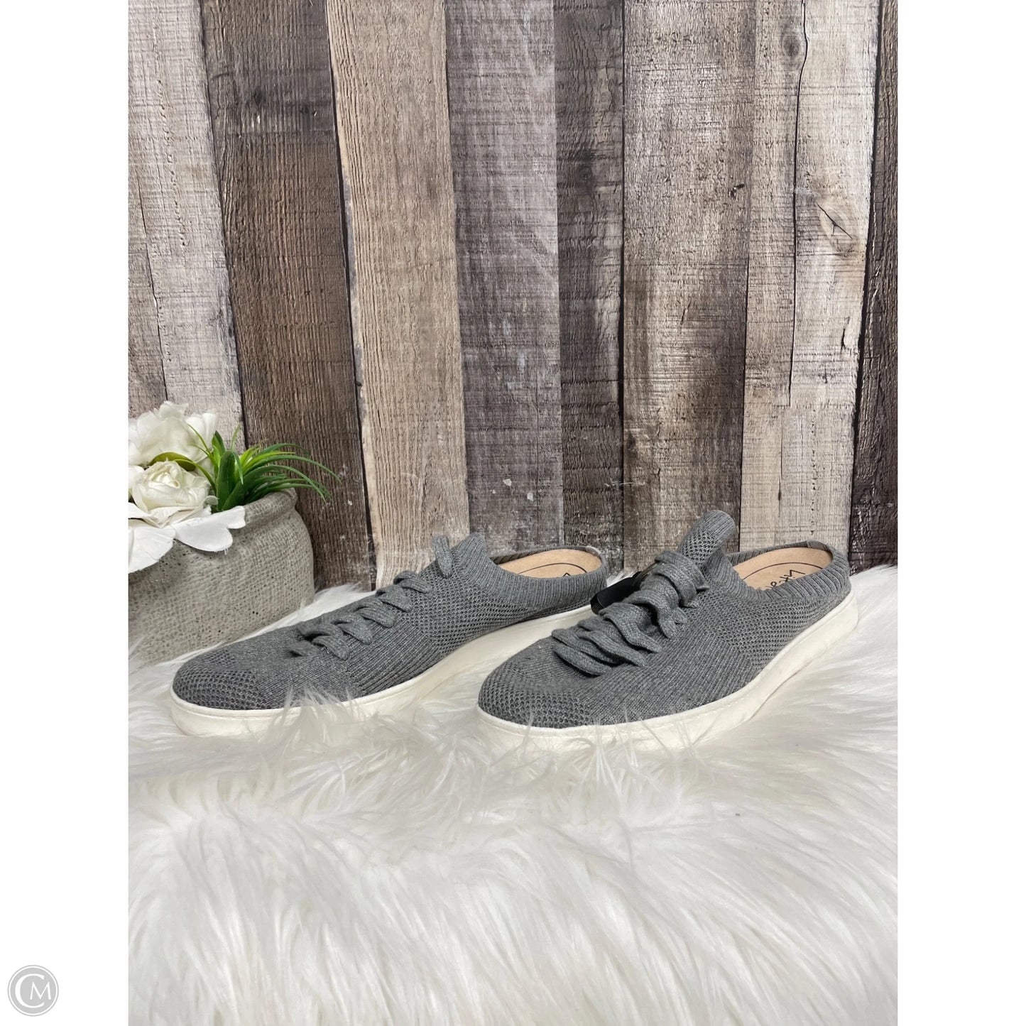 Shoes Flats By Life Stride In Grey, Size: 9.5