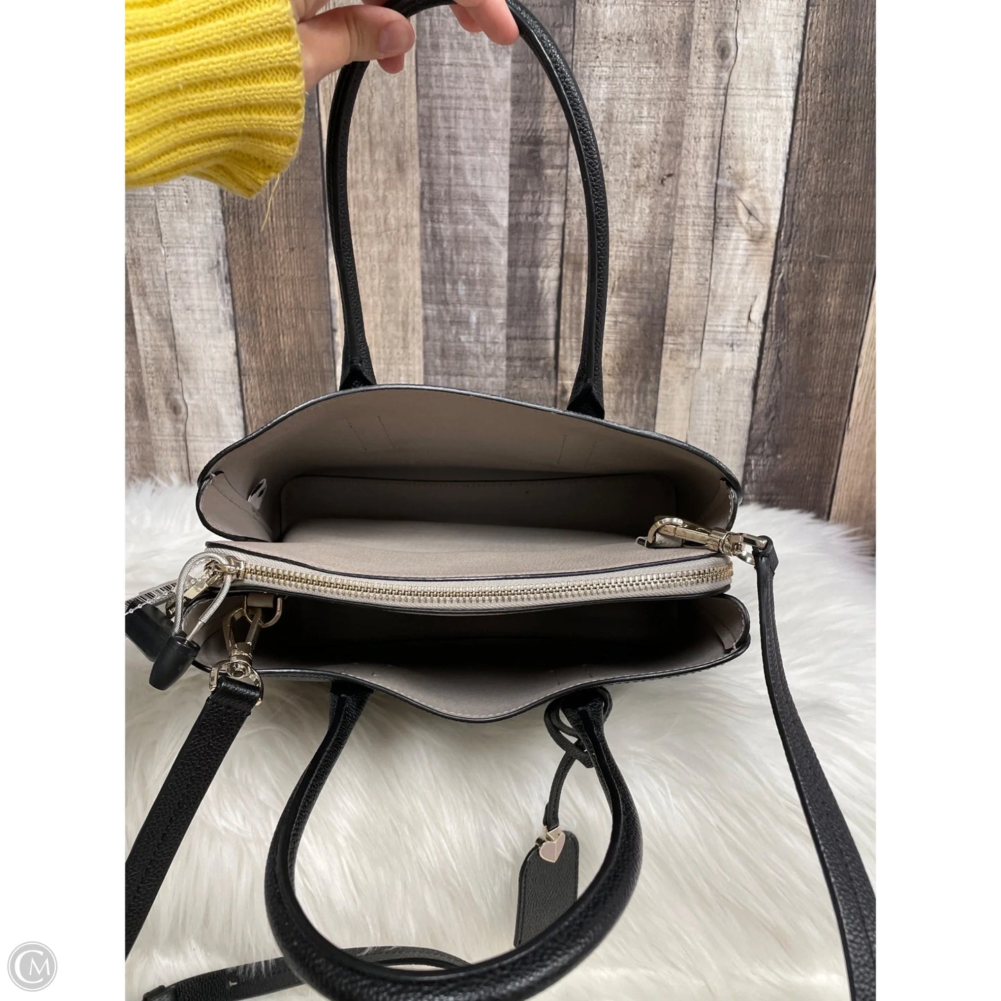 Crossbody Designer By Kate Spade, Size: Medium