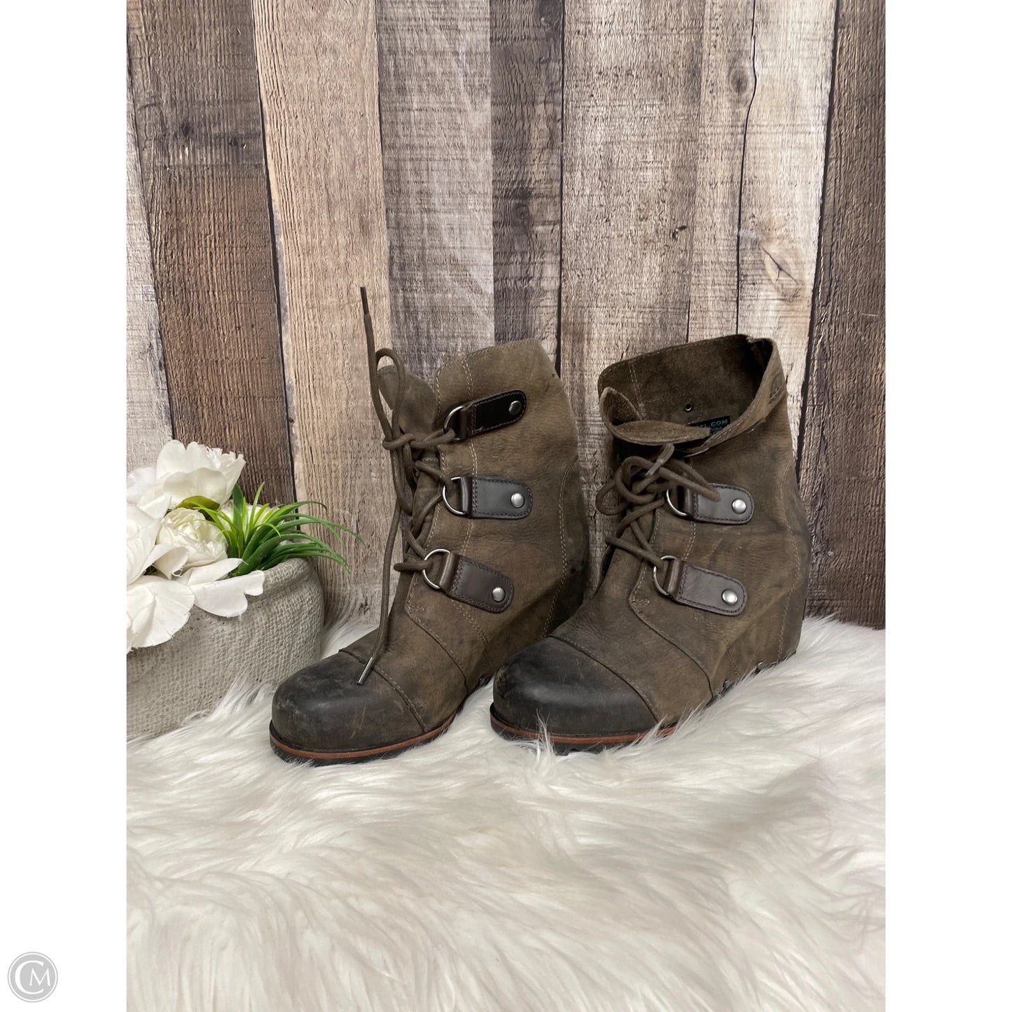 Boots Ankle Heels By Sorel In Taupe, Size: 6