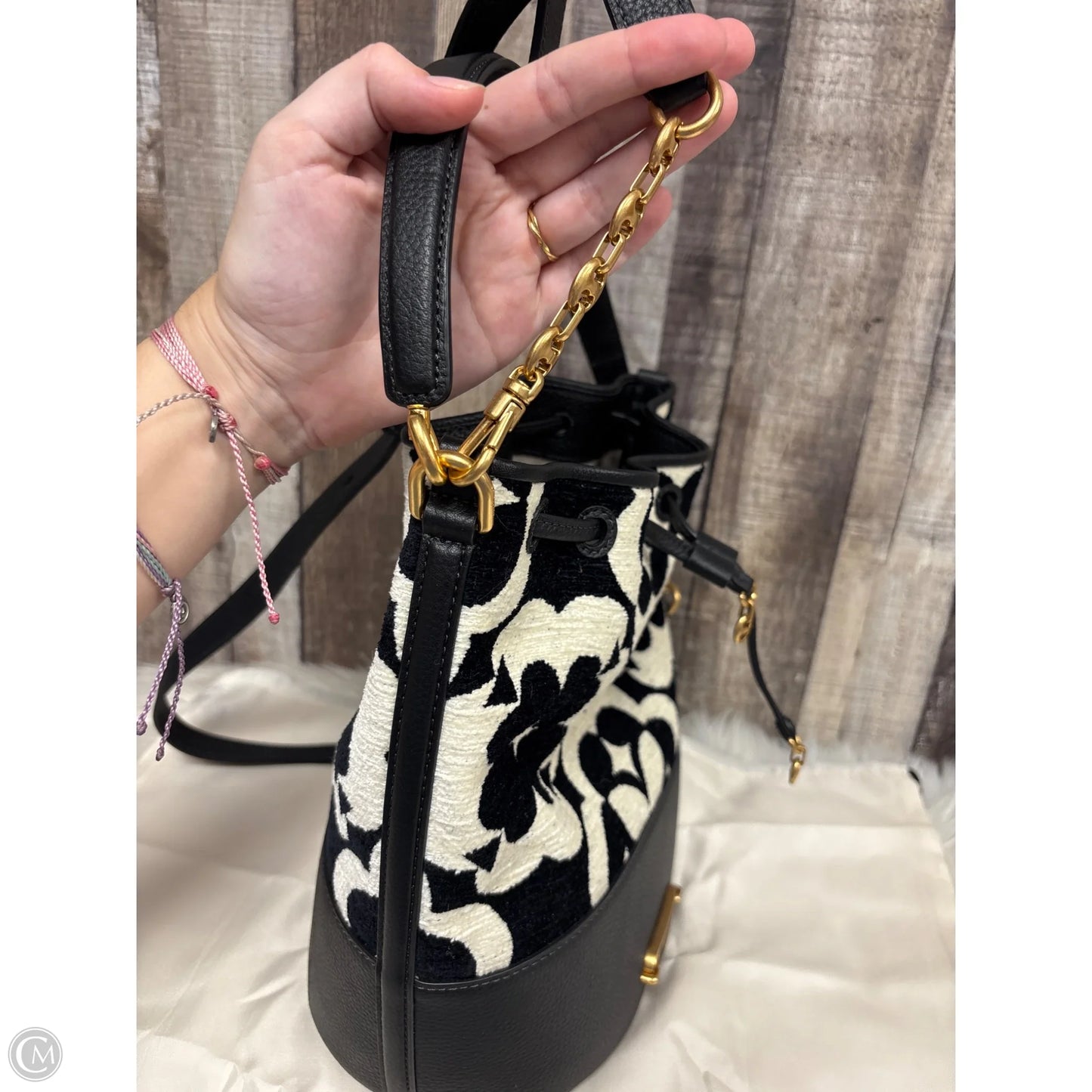 Handbag Designer By Kate Spade, Size: Medium