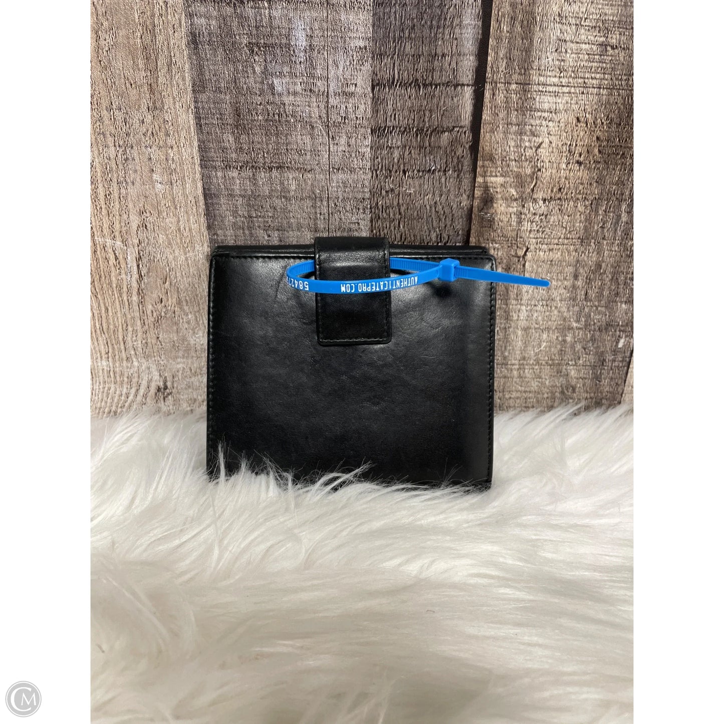 Wallet Luxury Designer By Gucci, Size: Large