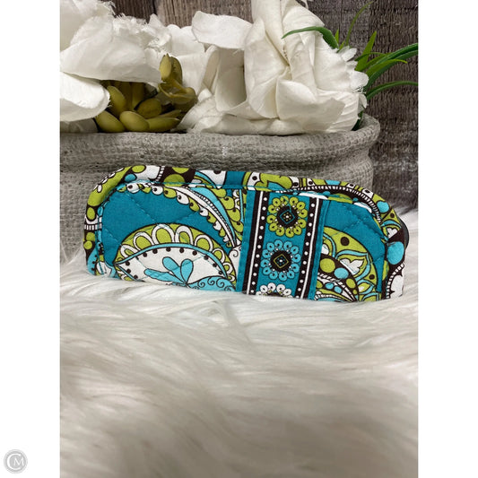 Sunglass Case By Vera Bradley, Size: Small