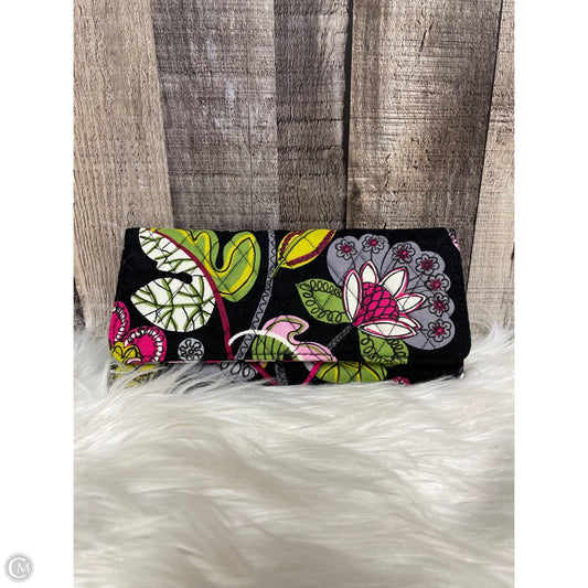 Wristlet By Vera Bradley, Size: Medium