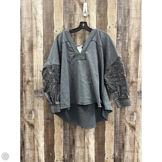 Sweatshirt Hoodie By Free People In Grey, Size: M