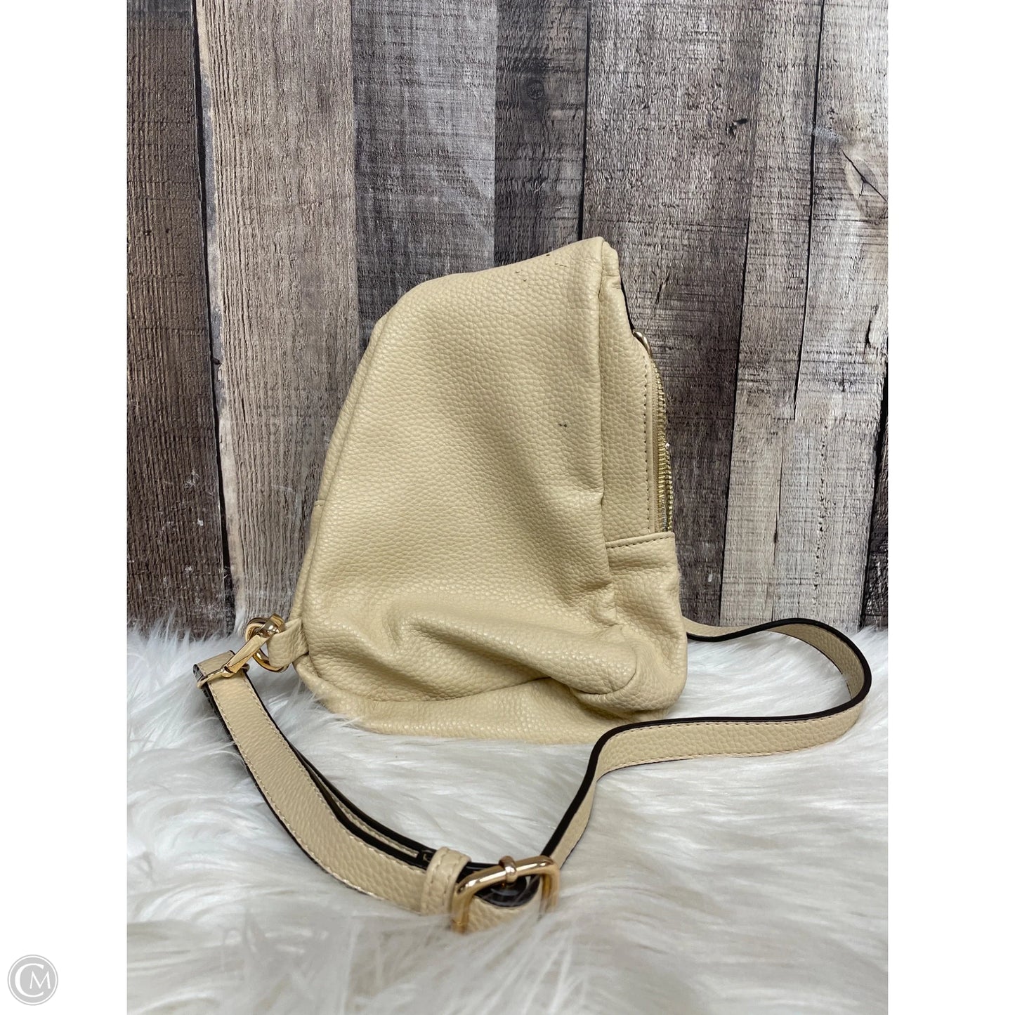Crossbody By Cme, Size: Small