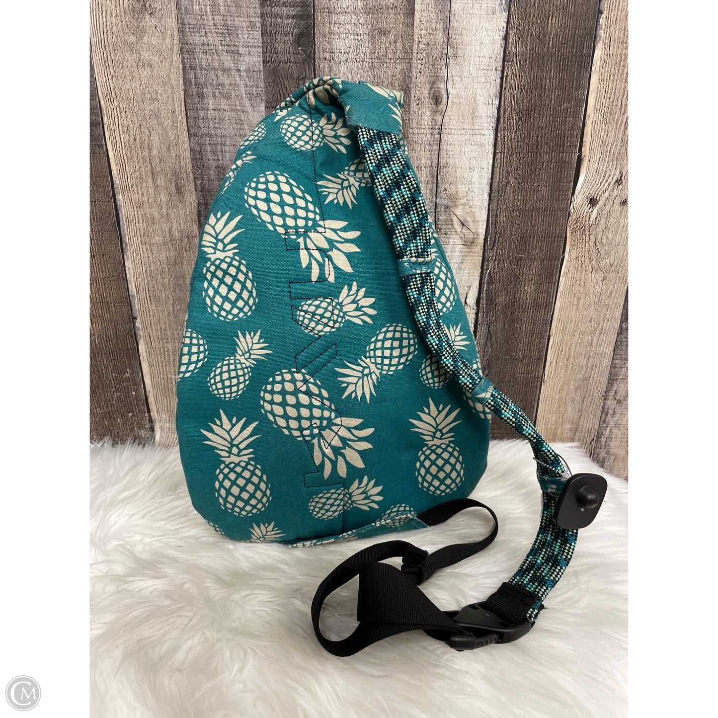 Crossbody By Kavu, Size: Large