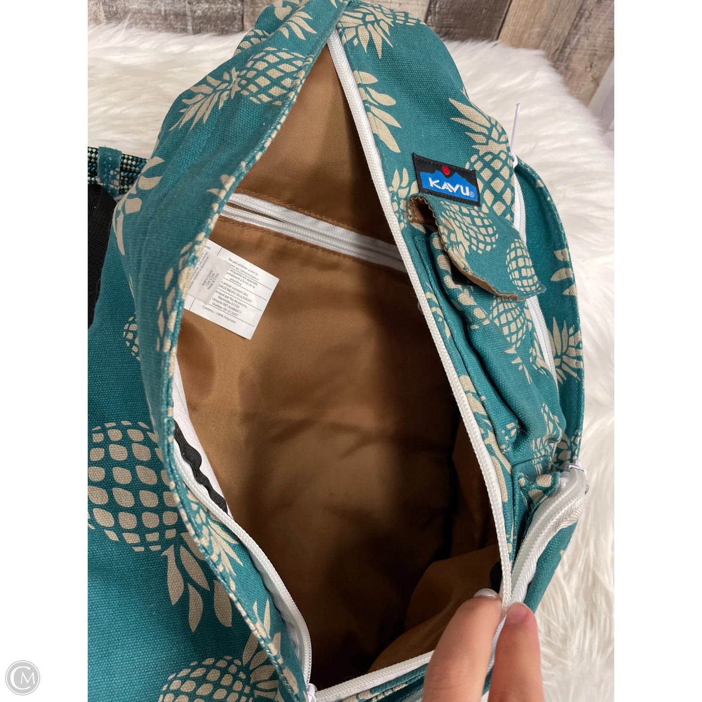 Crossbody By Kavu, Size: Large