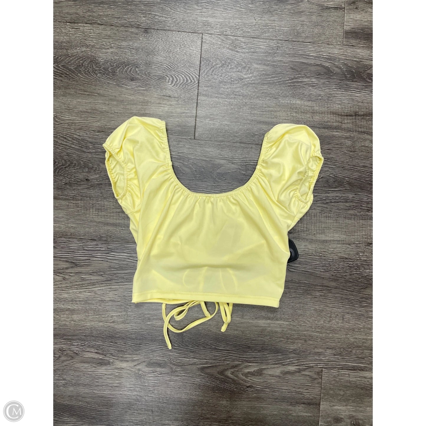 Top Short Sleeve By Shein In Yellow, Size: S