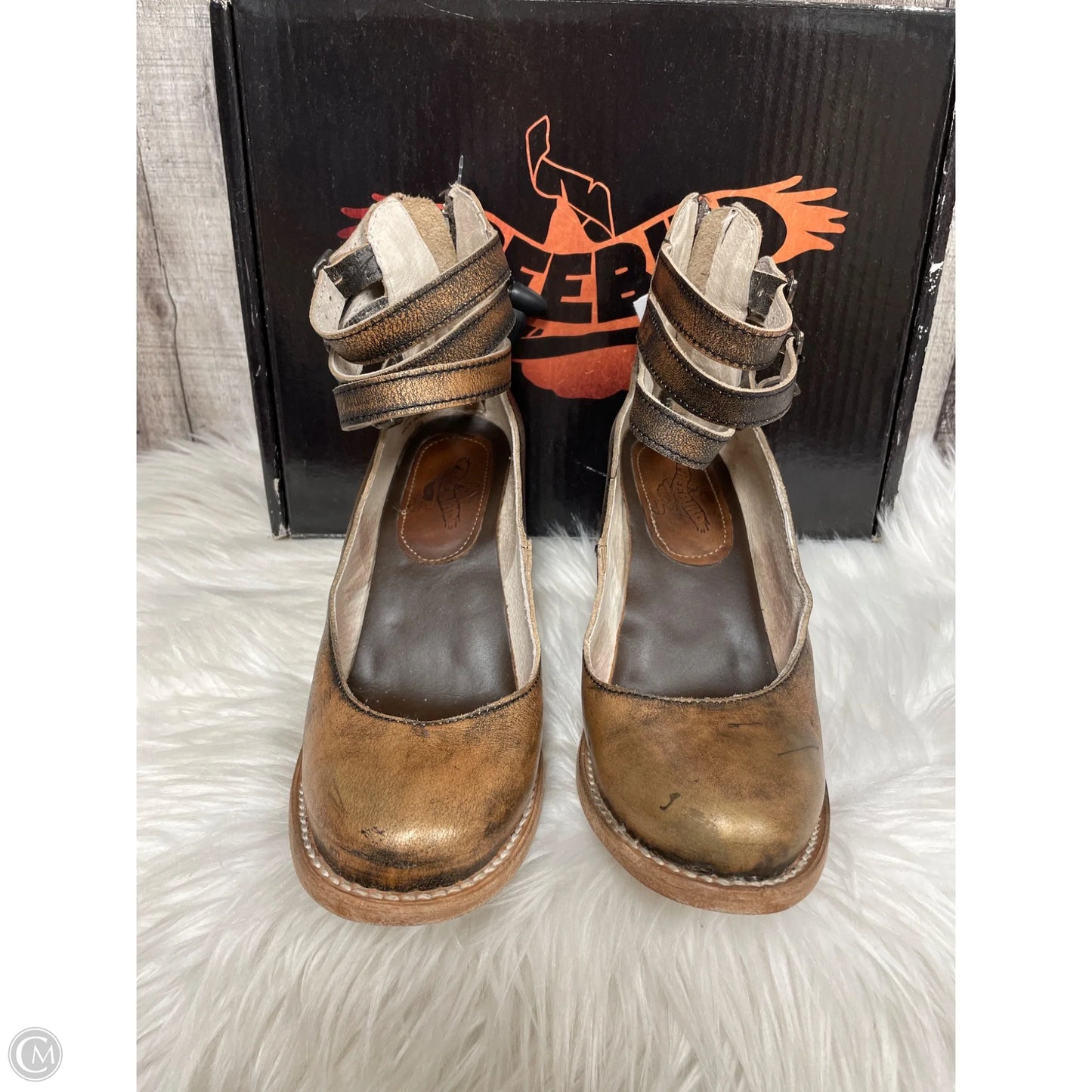 Shoes Heels Block By Freebird In Bronze, Size: 7