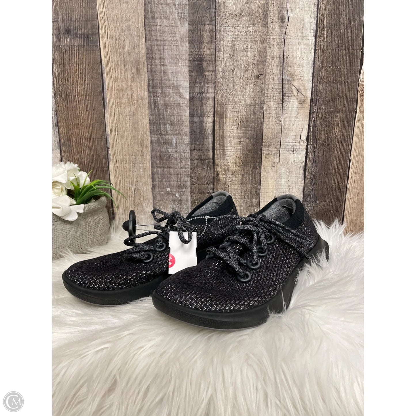 Shoes Athletic By Allbirds In Black, Size: 9