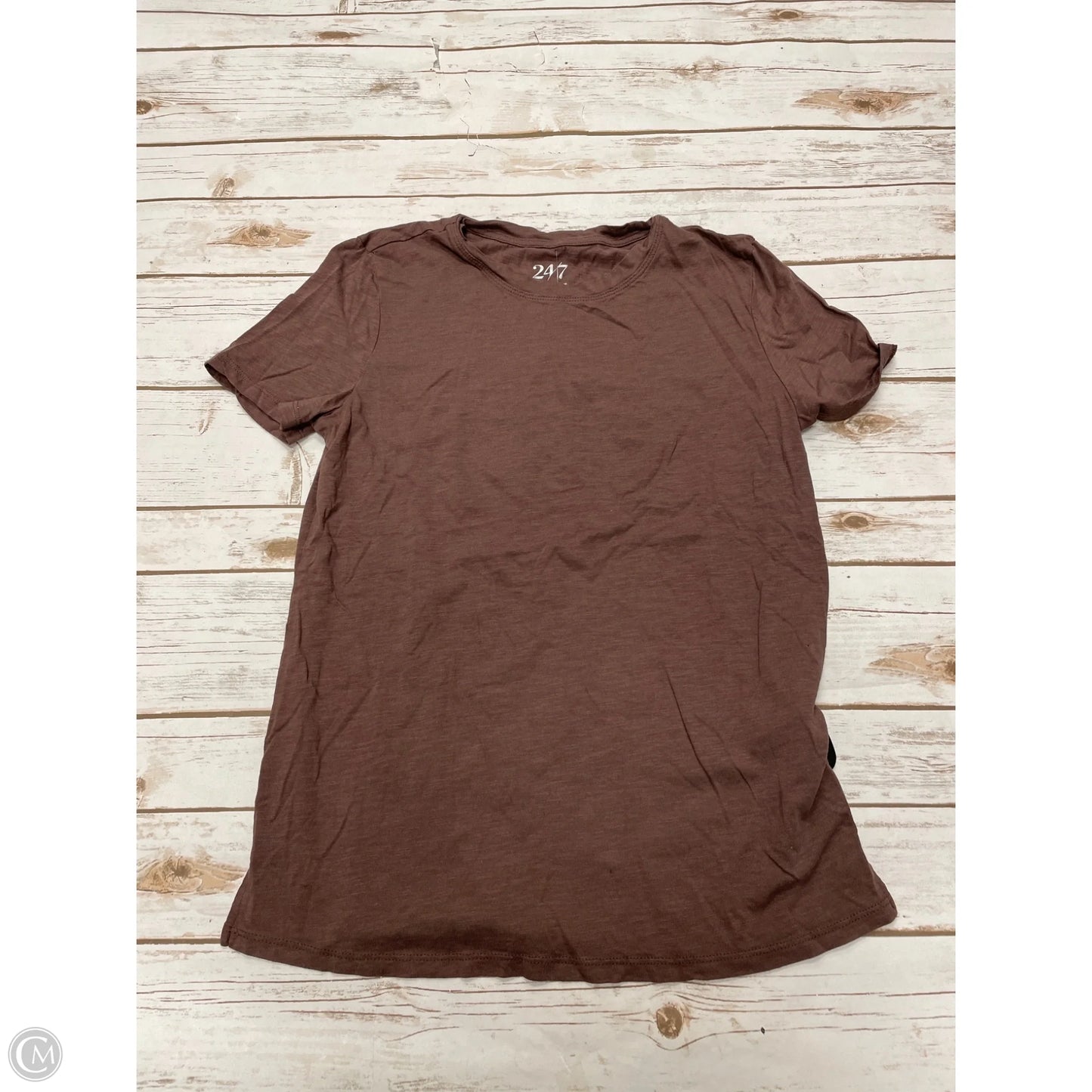 Top Short Sleeve Basic By Maurices In Brown, Size: S