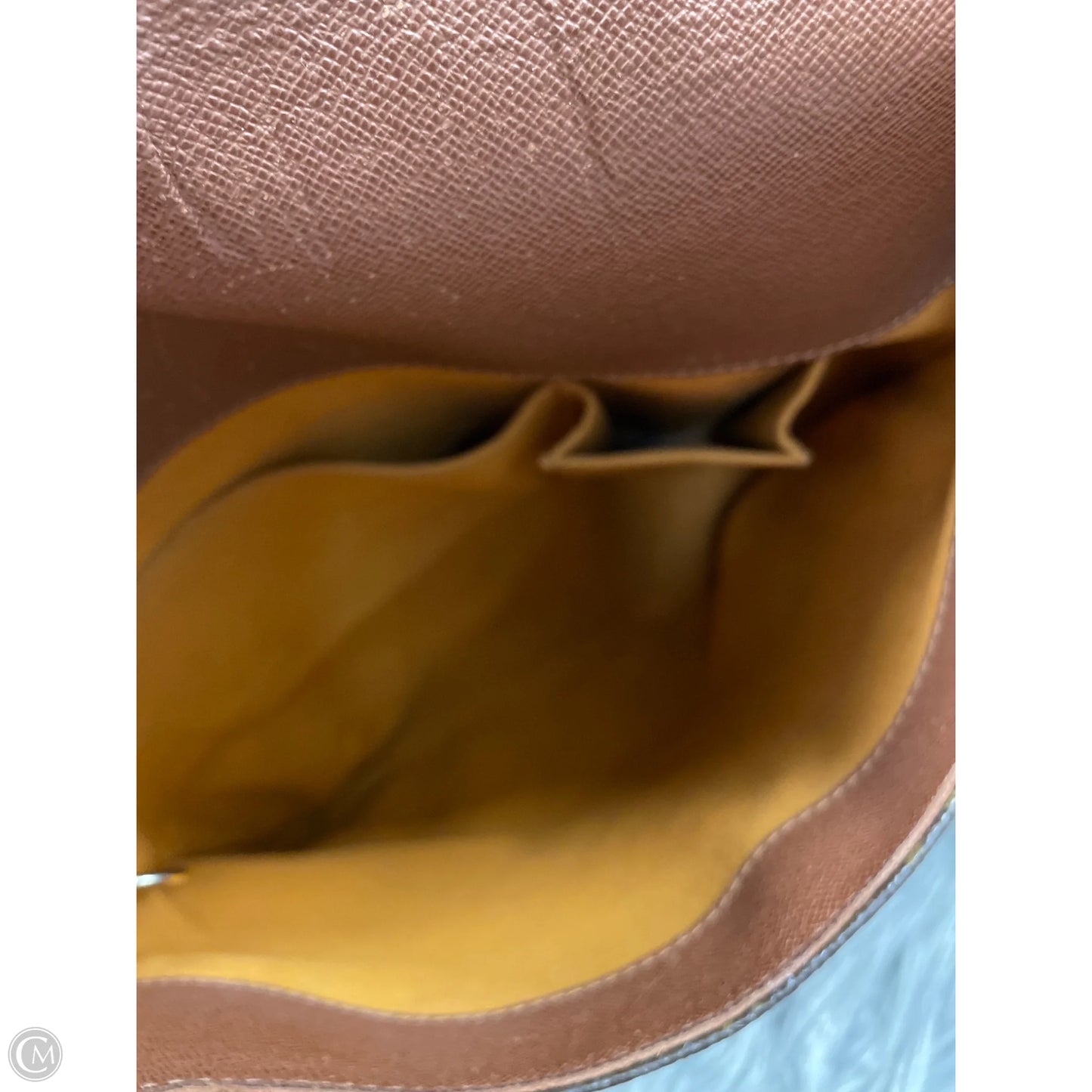 Handbag Luxury Designer By Louis Vuitton, Size: Medium