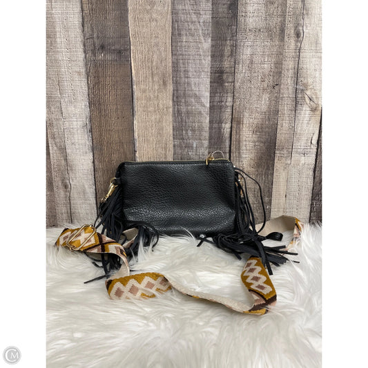 Crossbody By Cme, Size: Small