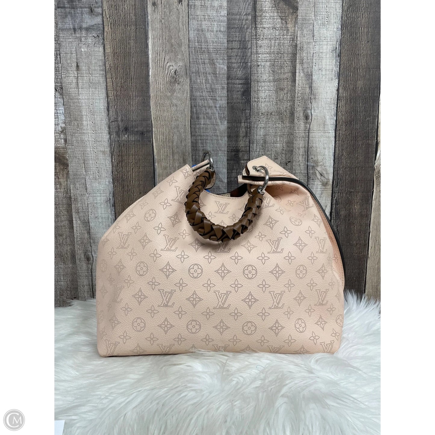 Handbag Luxury Designer By Louis Vuitton, Size: Large