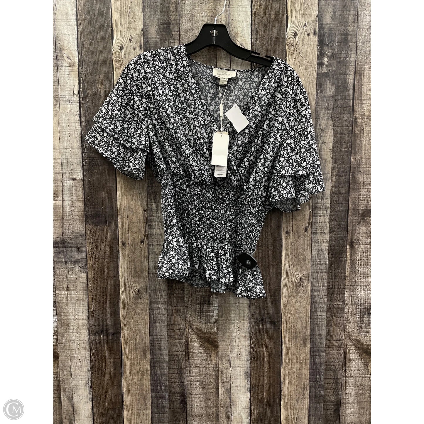 Top Short Sleeve By Charlie Paige In Black & White, Size: S