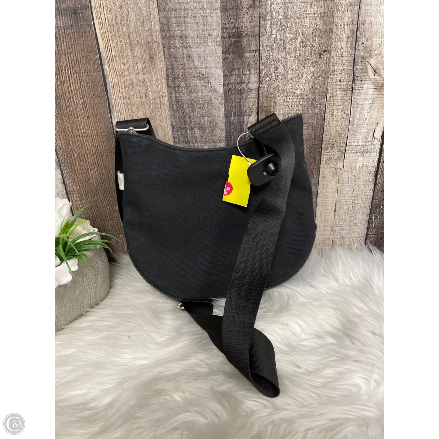 Crossbody By Cme, Size: Medium