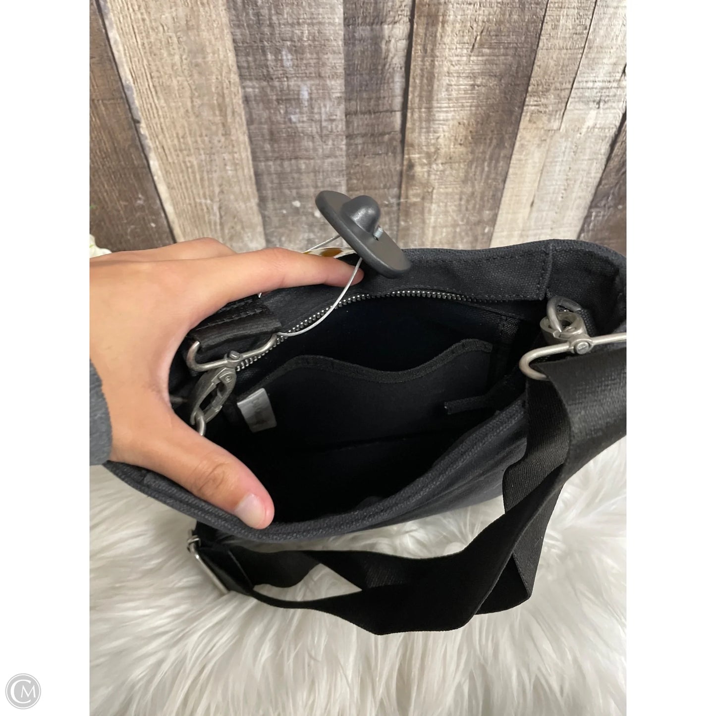 Crossbody By Cme, Size: Medium