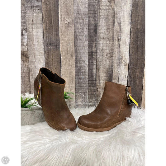 Boots Ankle Heels By Sorel In Brown, Size: 8