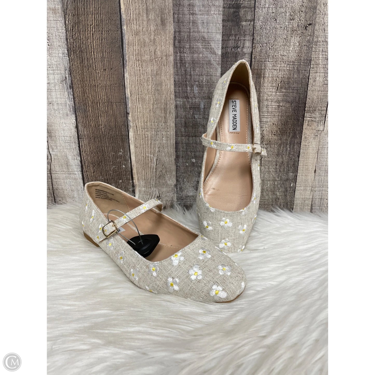 Shoes Flats By Steve Madden In Beige, Size: 8.5