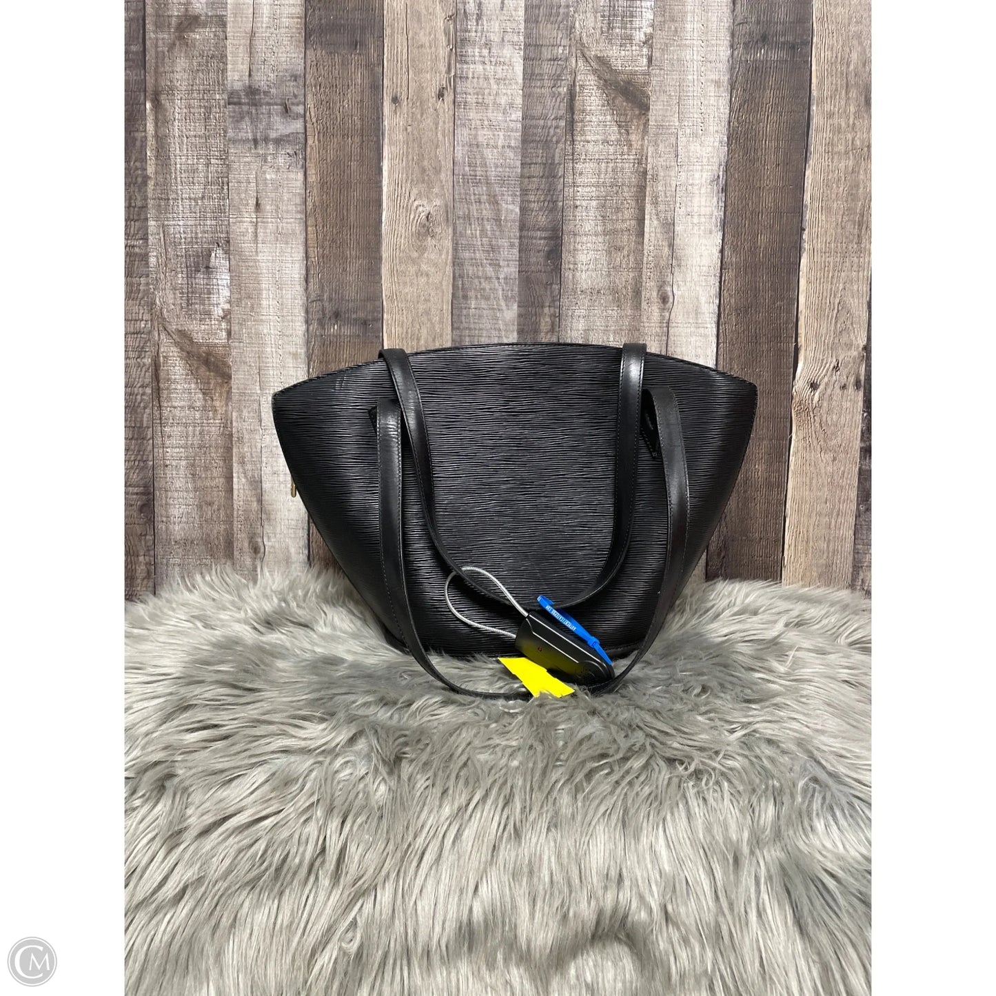 Handbag Luxury Designer By Louis Vuitton, Size: Large