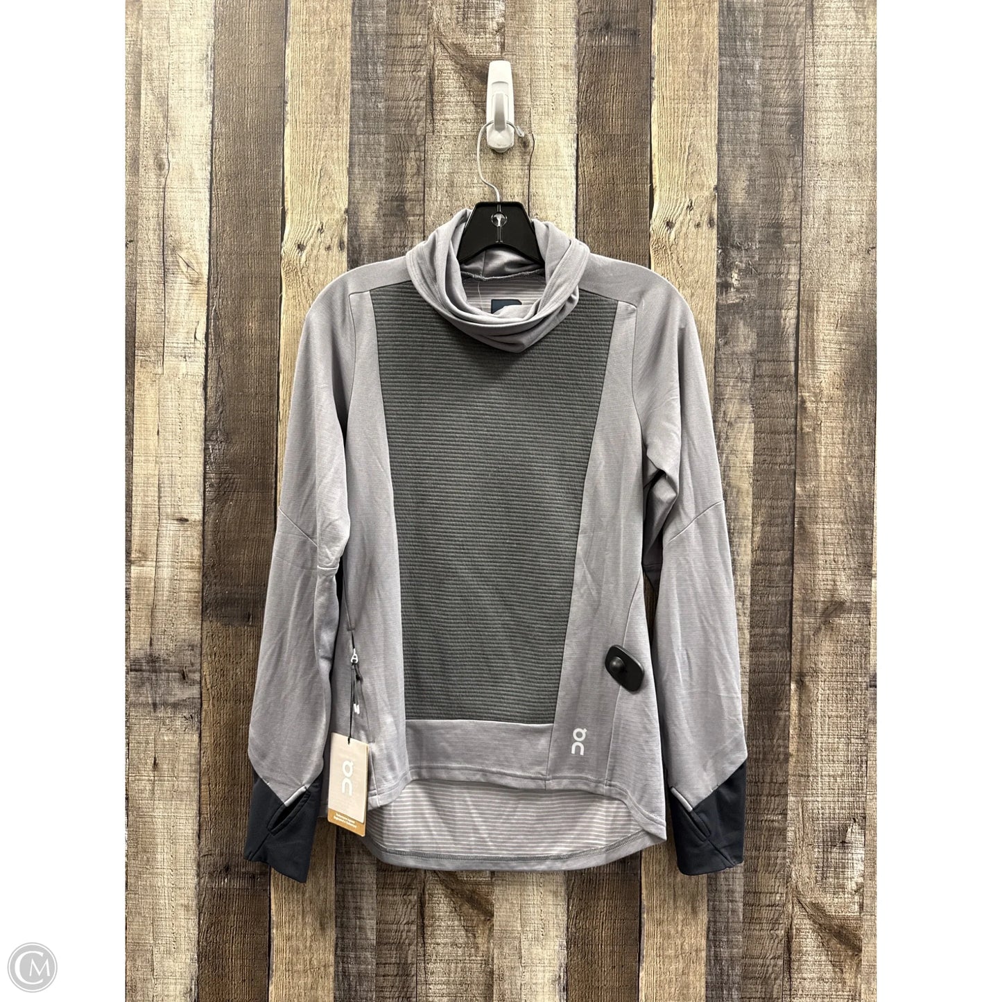 Athletic Top Long Sleeve Collar By On Cloud In Grey, Size: Xs