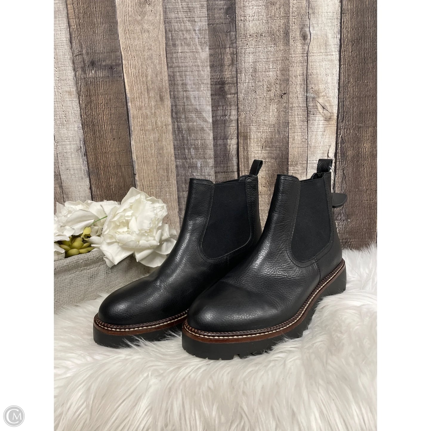 Boots Ankle Flats By Caslon In Black, Size: 8.5