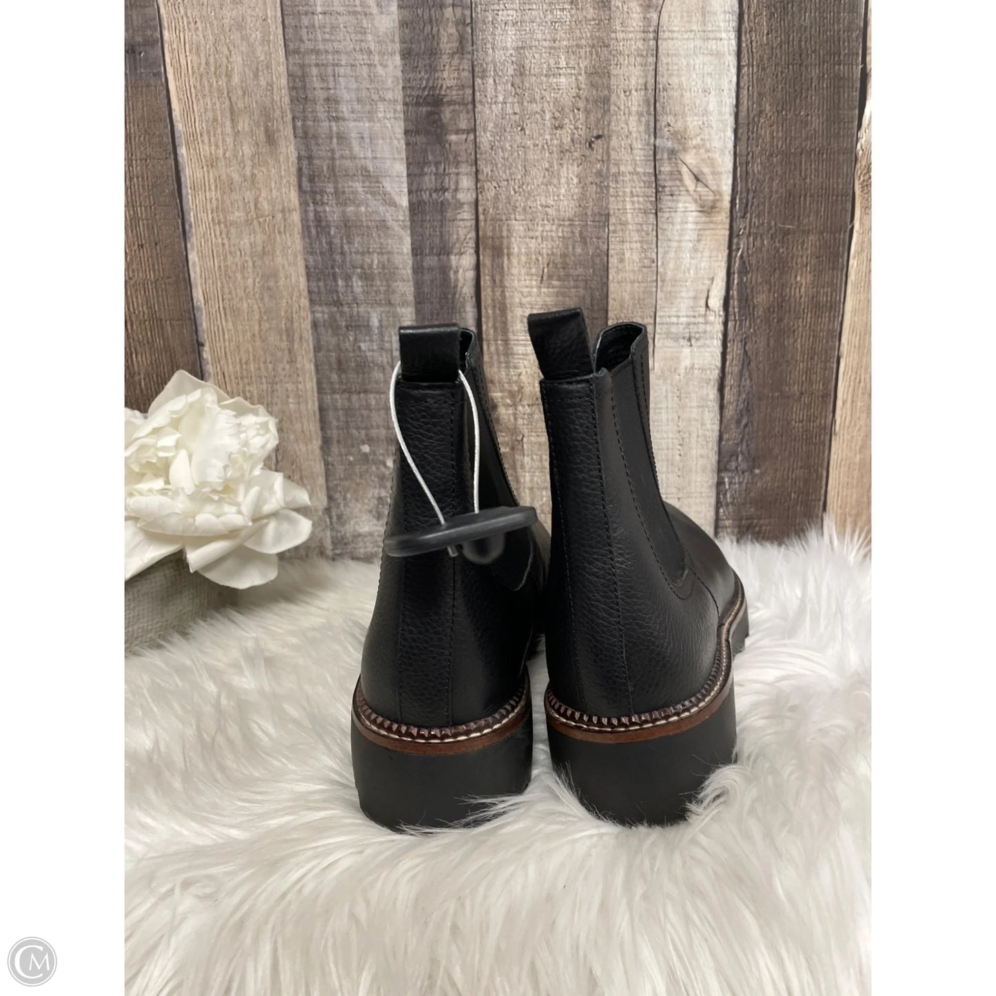 Boots Ankle Flats By Caslon In Black, Size: 8.5