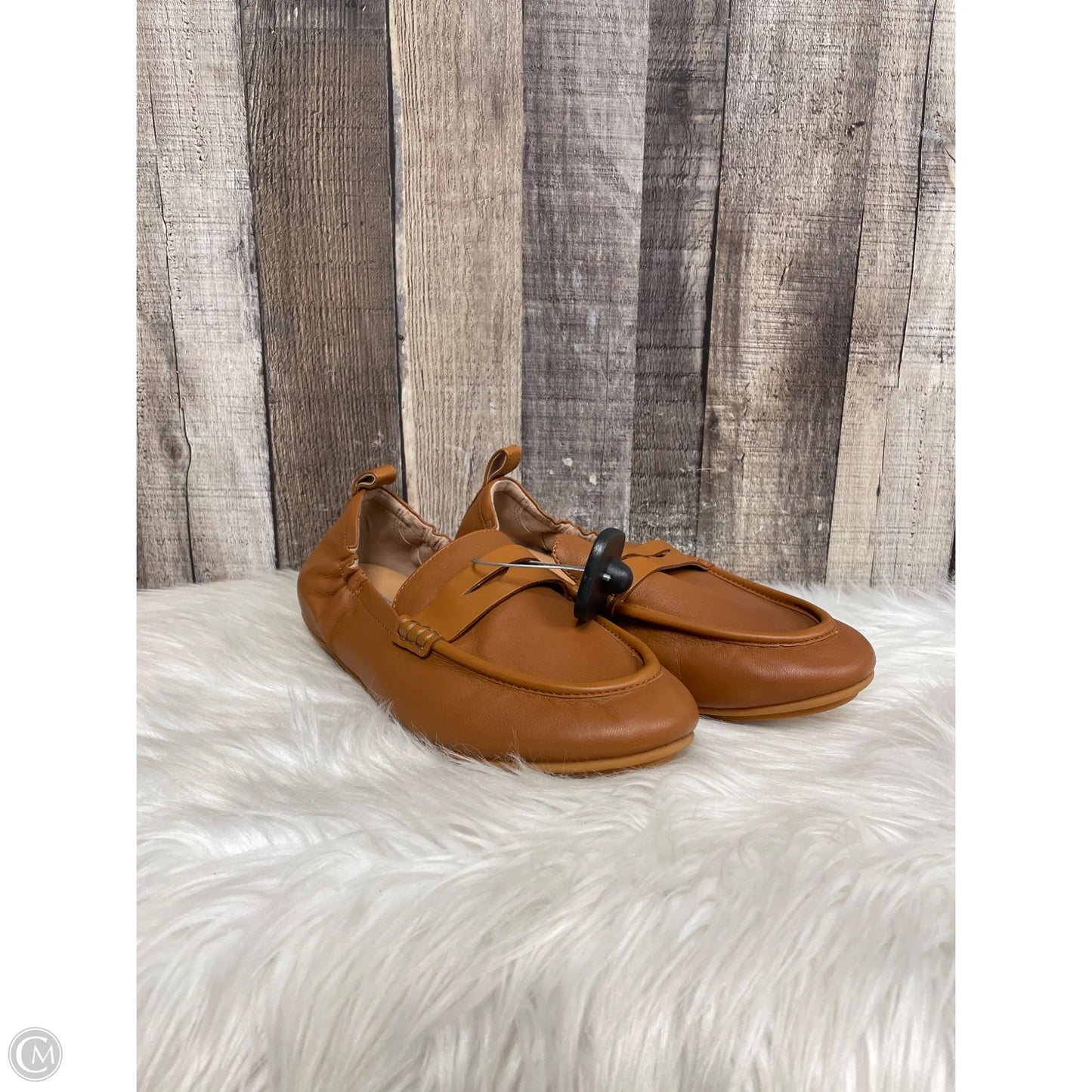 Shoes Flats By Fitflop In Brown, Size: 8.5