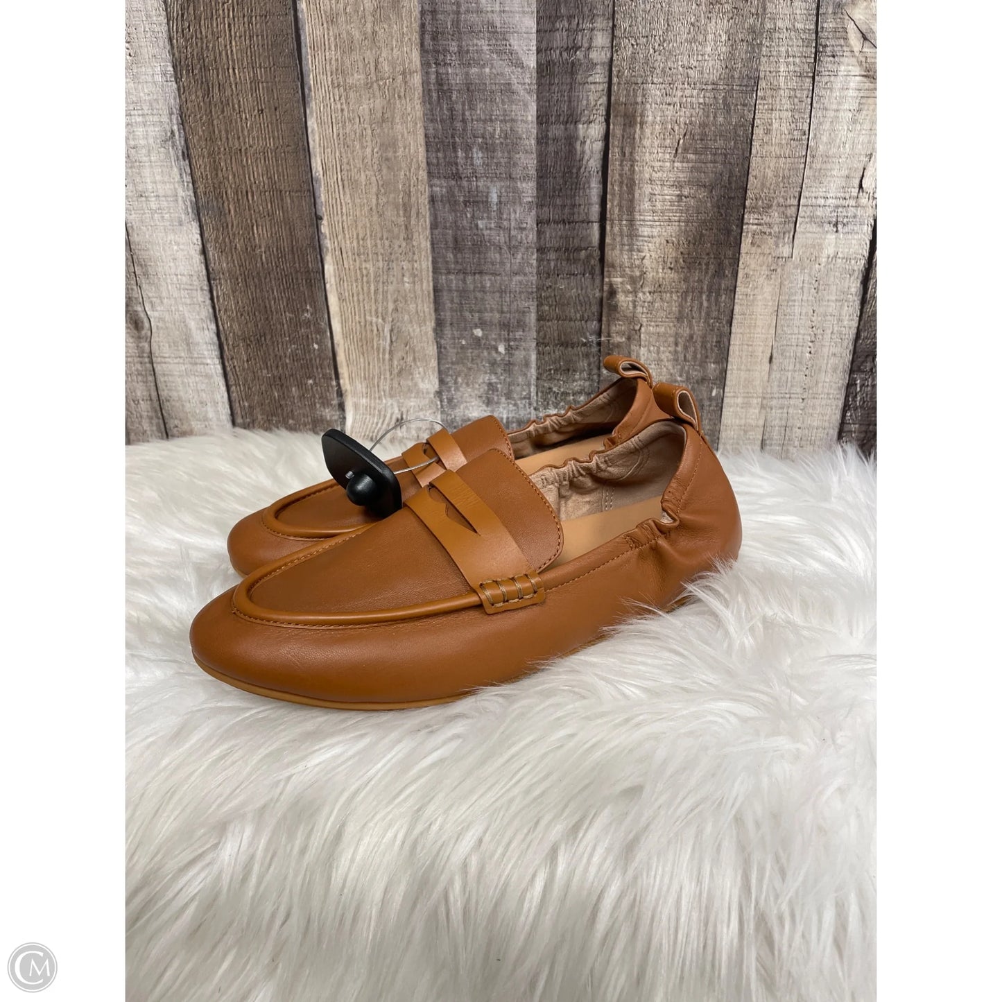 Shoes Flats By Fitflop In Brown, Size: 8.5
