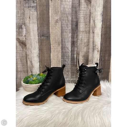 Boots Ankle Heels By Korks In Black, Size: 6