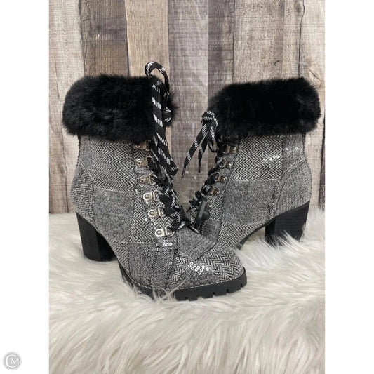 Boots Ankle Heels By Cato In Black & White, Size: 6.5