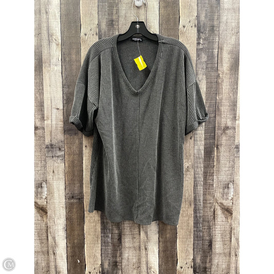 Top Short Sleeve By Heimish Usa In Black & Grey, Size: 2x