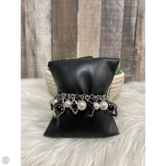 Bracelet Charm By White House Black Market