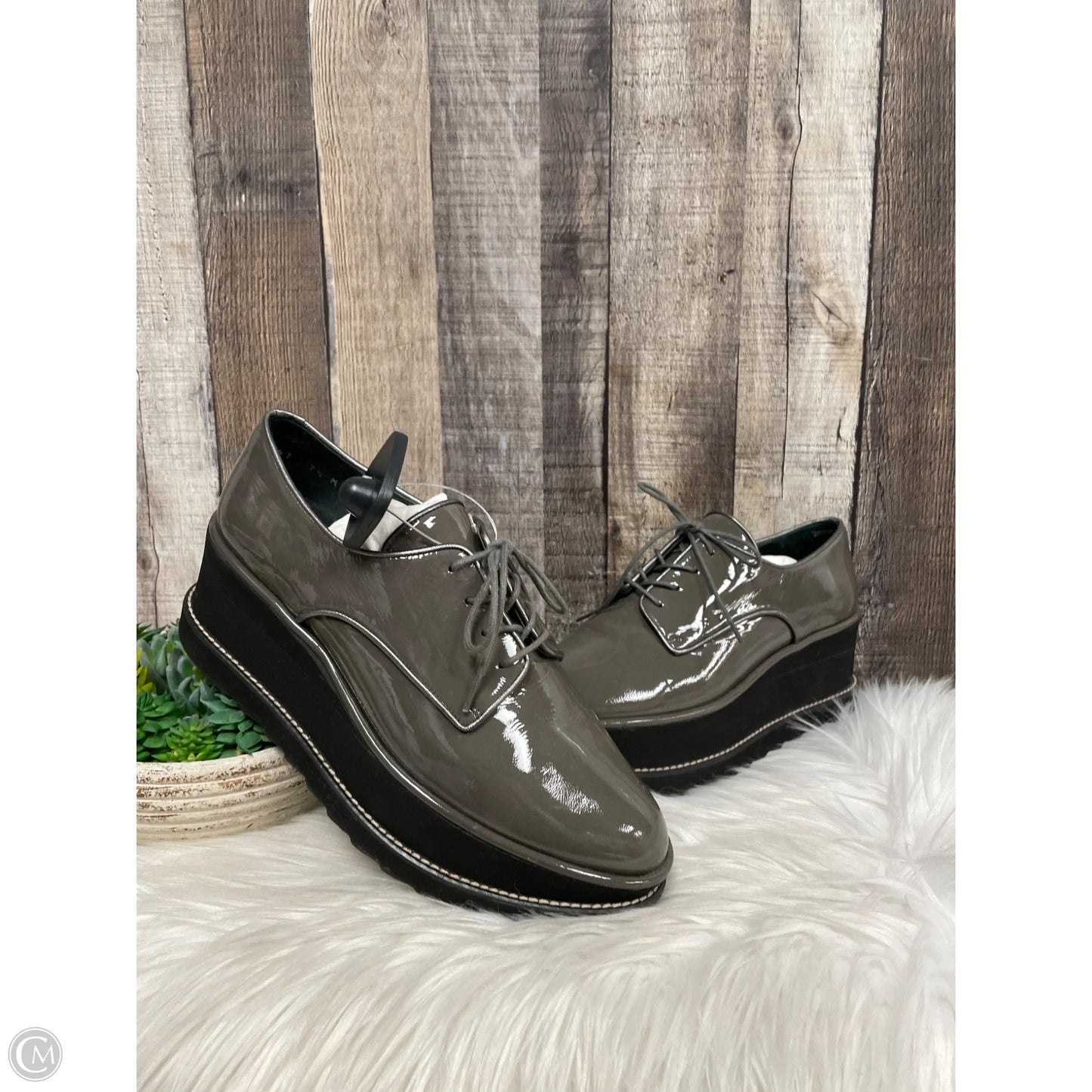 Shoes Designer By Stuart Weitzman In Grey, Size: 7.5