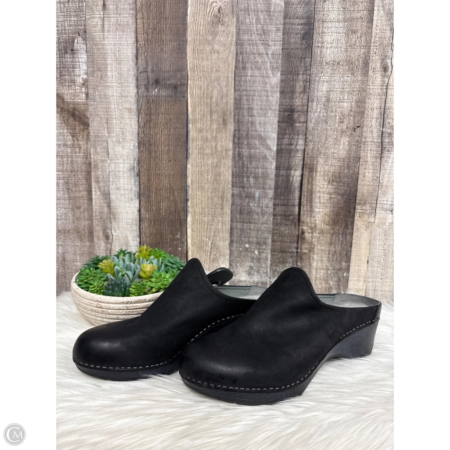 Shoes Heels Wedge By Dansko In Black, Size: 9