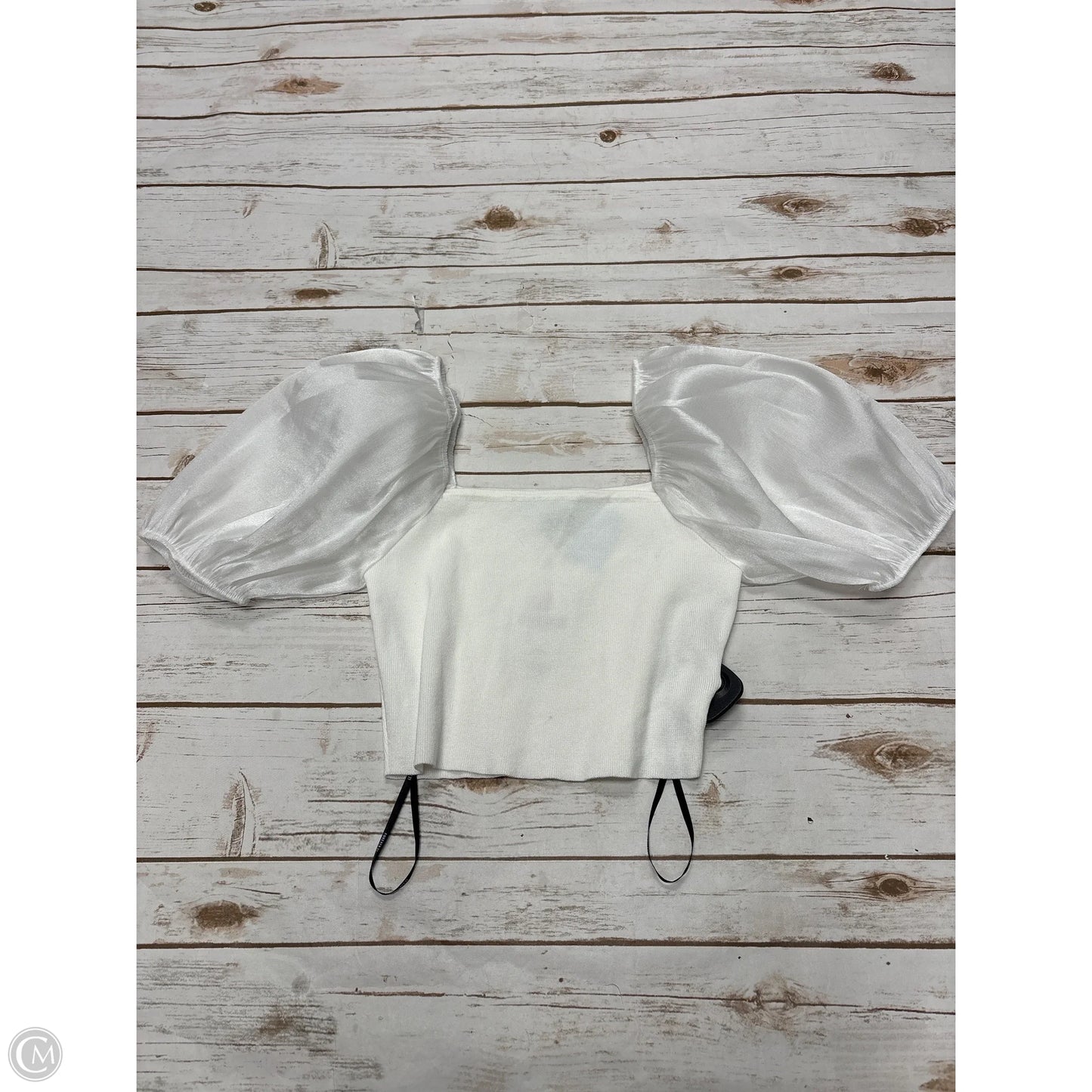 Top Short Sleeve By Forever 21 In White, Size: S