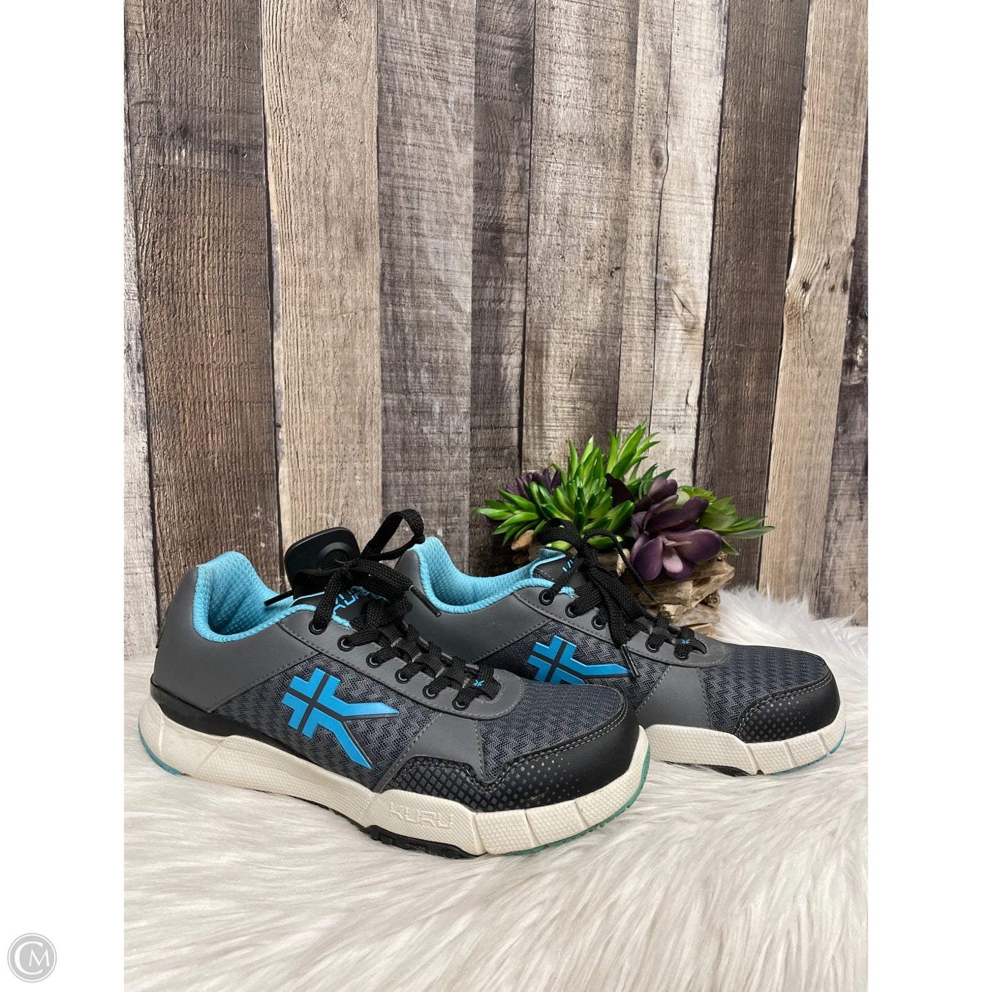 Shoes Athletic By Clothes Mentor In Grey, Size: 8.5