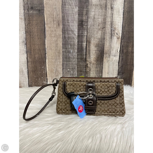 Wristlet Designer By Coach, Size: Medium