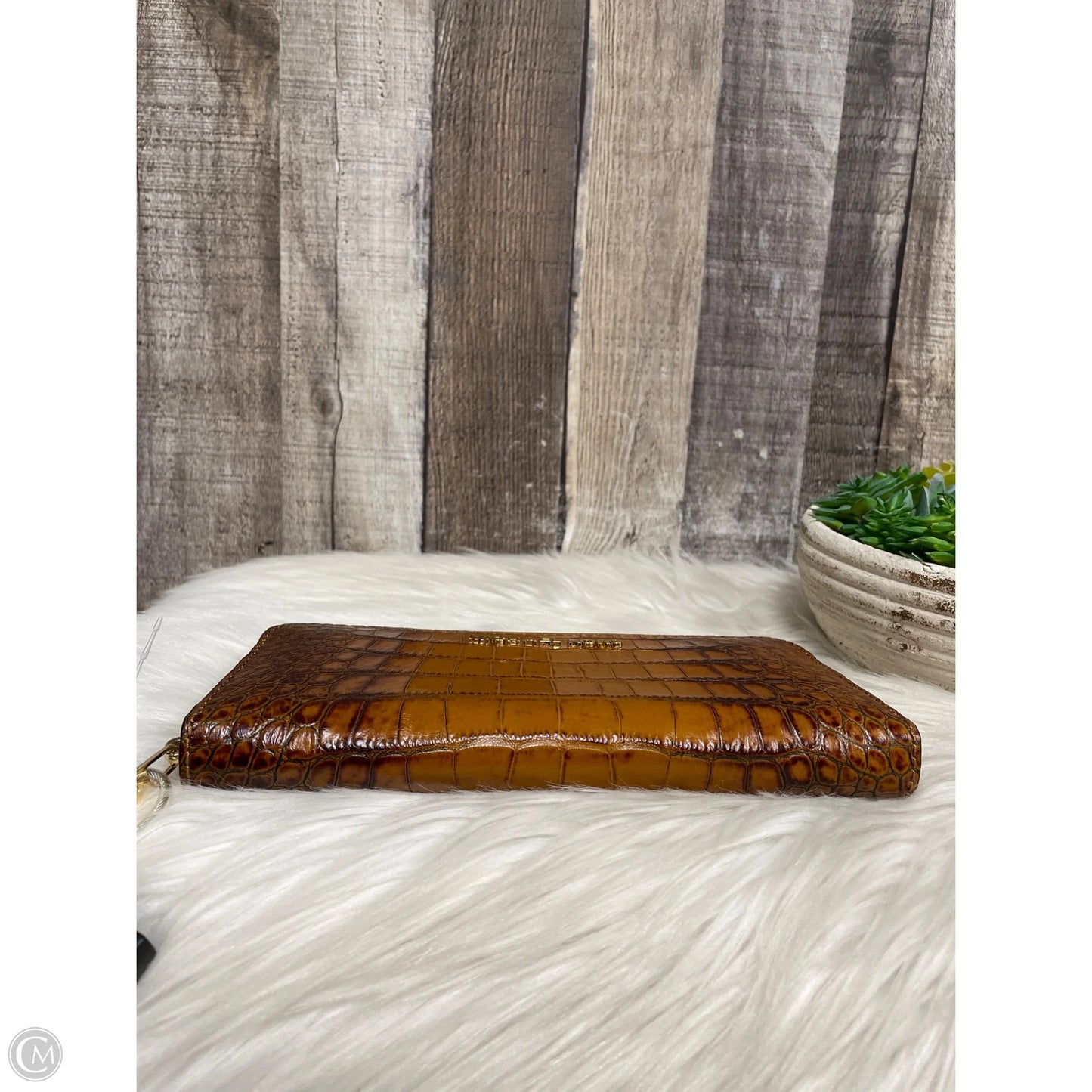 Clutch Designer By Michael Kors, Size: Medium