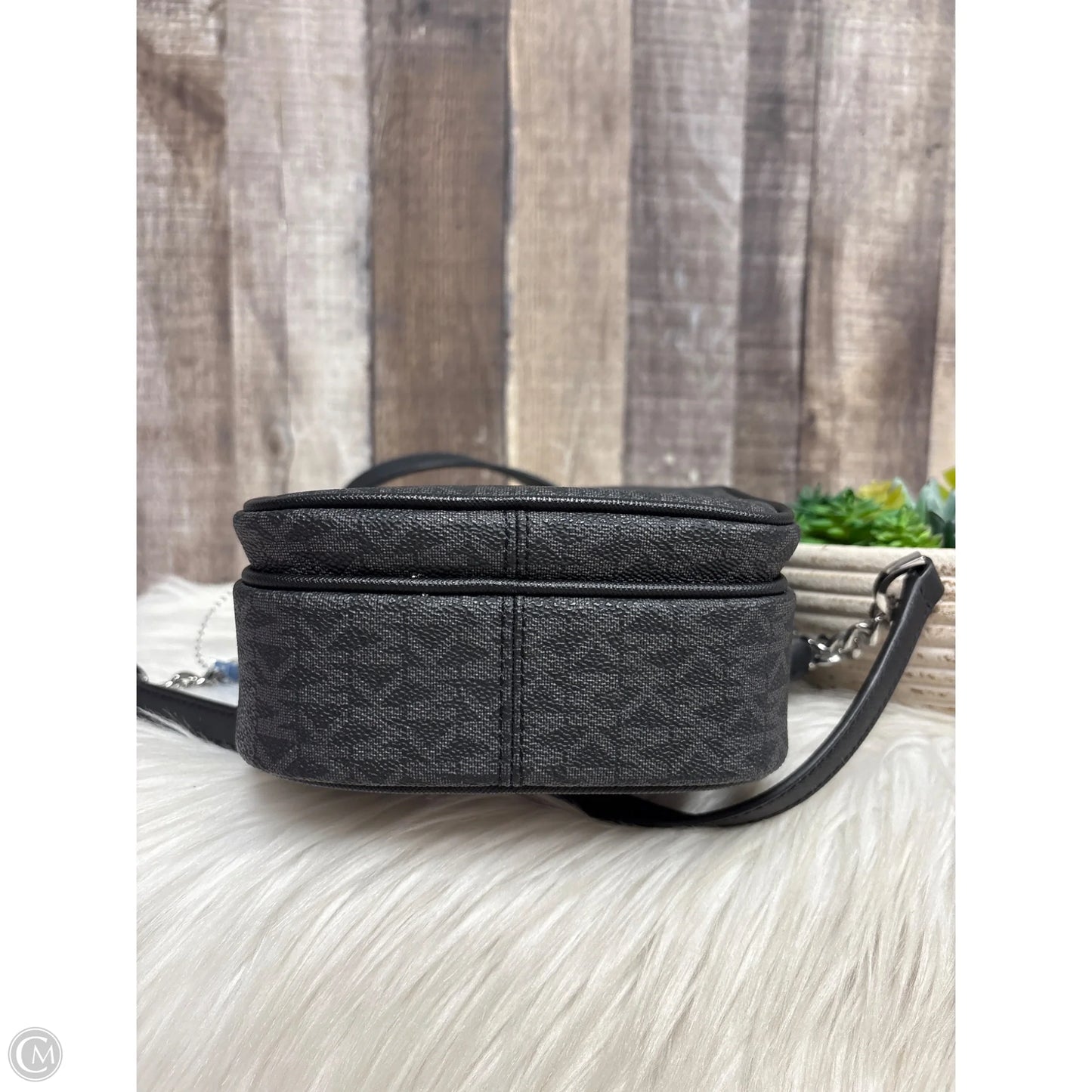 Crossbody By Michael By Michael Kors, Size: Medium