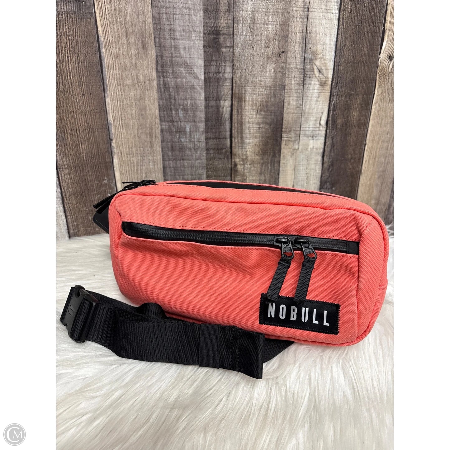 Belt Bag By Nobull, Size: Large