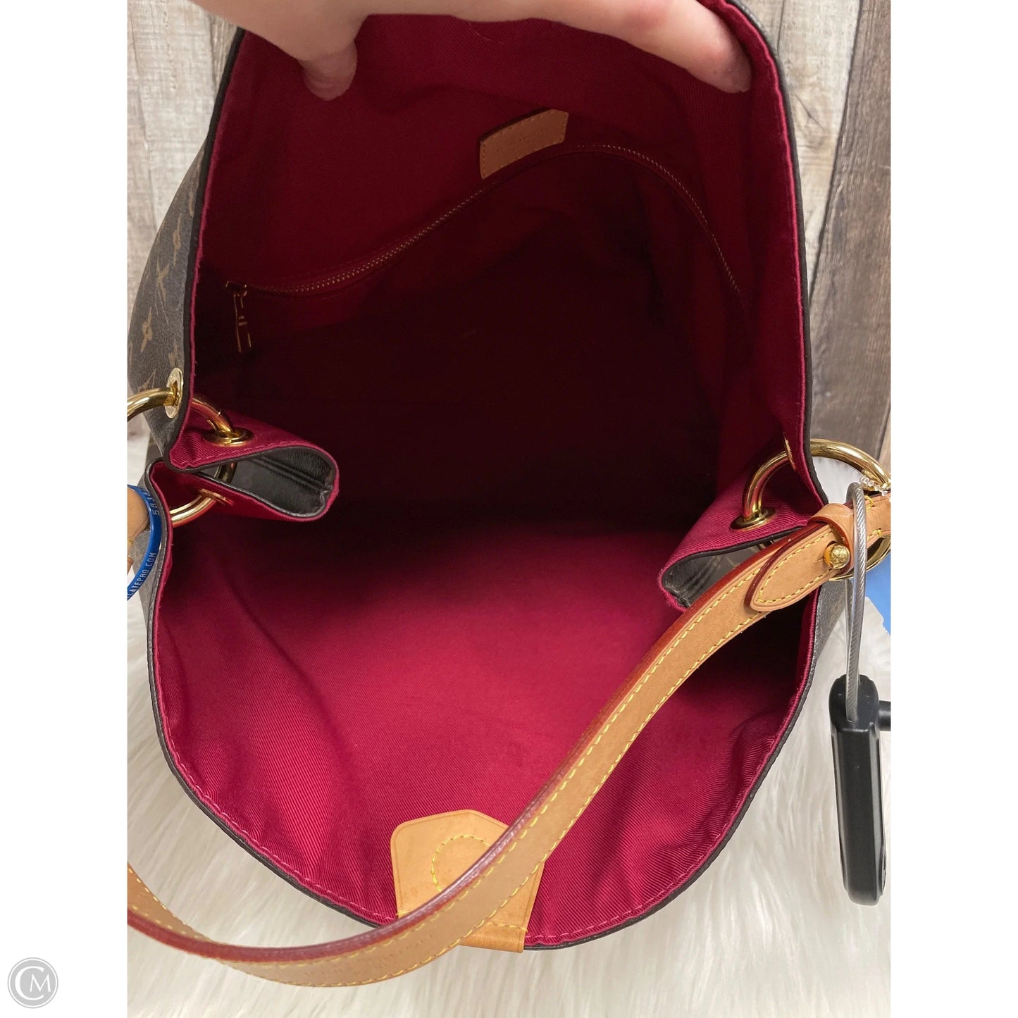 Handbag Luxury Designer By Louis Vuitton, Size: Large