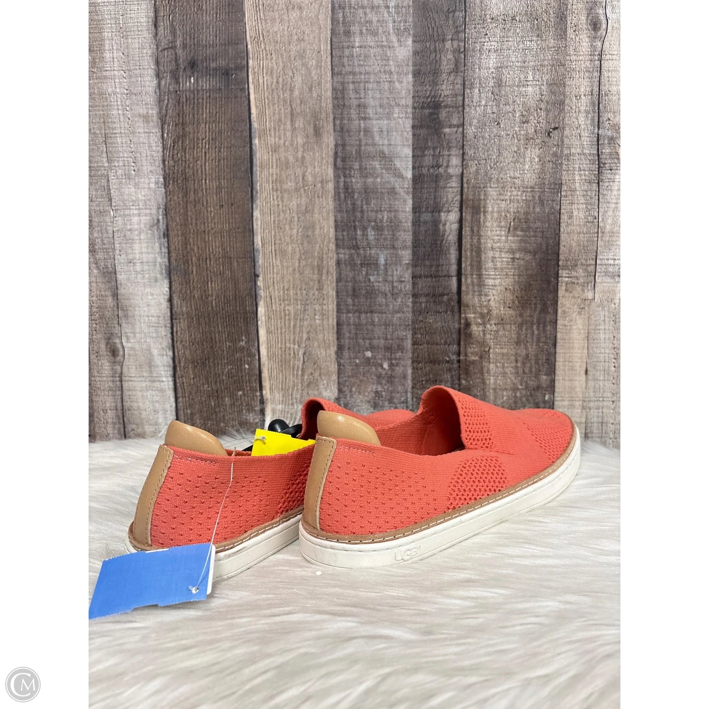 Shoes Designer By Ugg In Peach, Size: 9.5